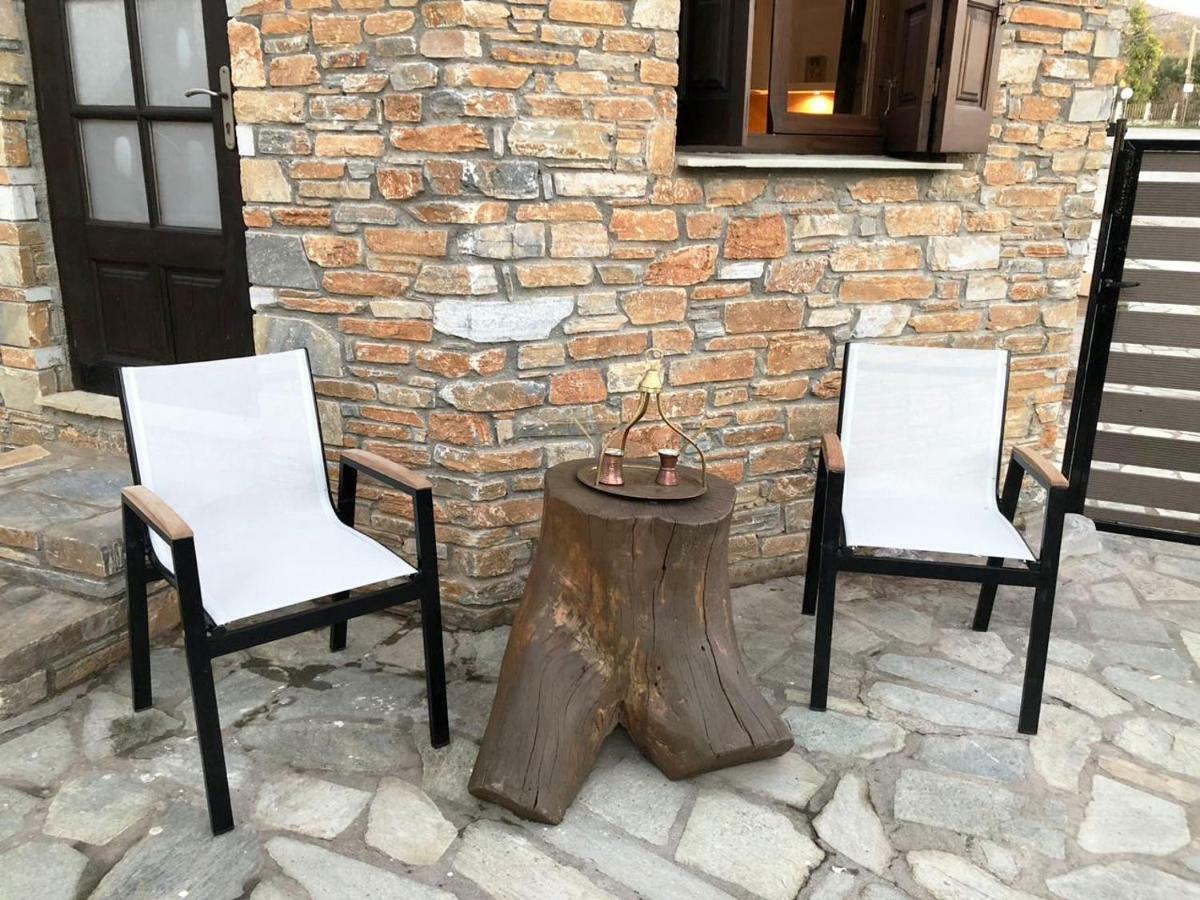 Karpofora Traditional Guesthouse Miléai 外观 照片