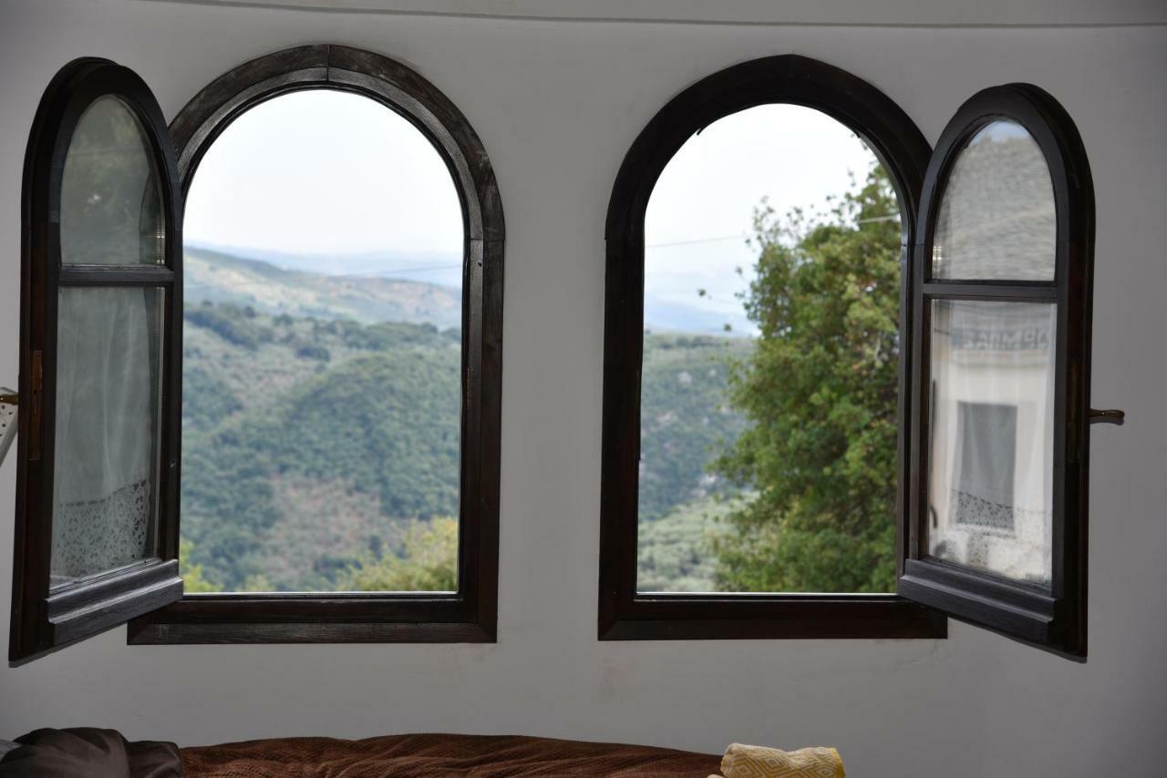Karpofora Traditional Guesthouse Miléai 外观 照片